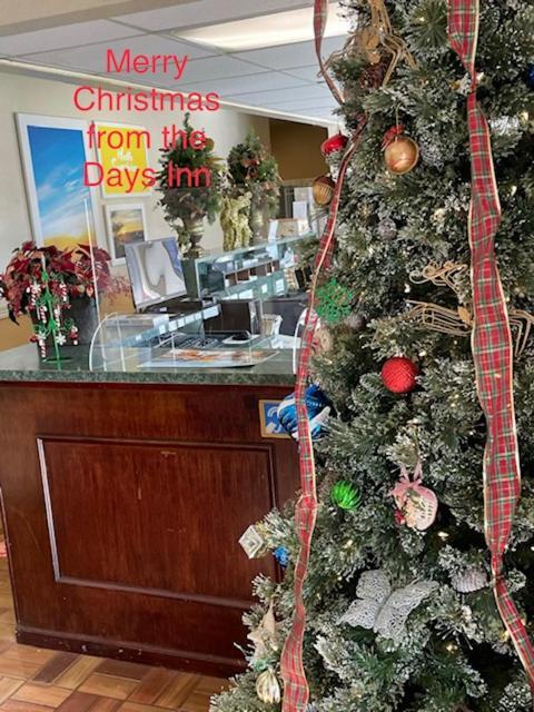 Days Inn By Wyndham Asheville West Candler Ngoại thất bức ảnh