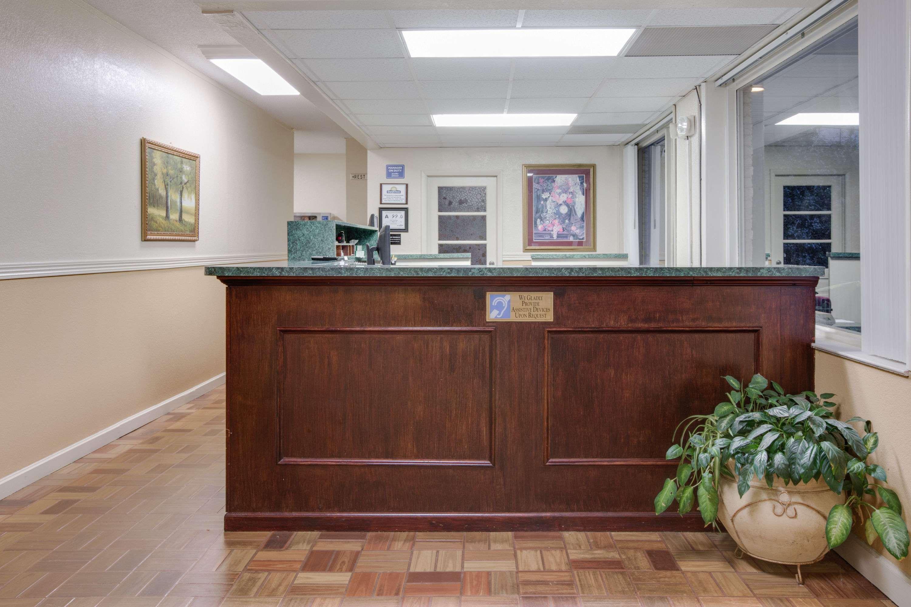 Days Inn By Wyndham Asheville West Candler Ngoại thất bức ảnh